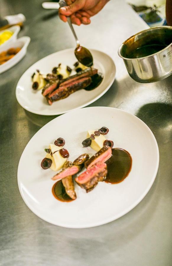 Hotel-Restaurant Sennhuette Im Herzen Des Suedschwarzwalds Kleines Wiesental エクステリア 写真